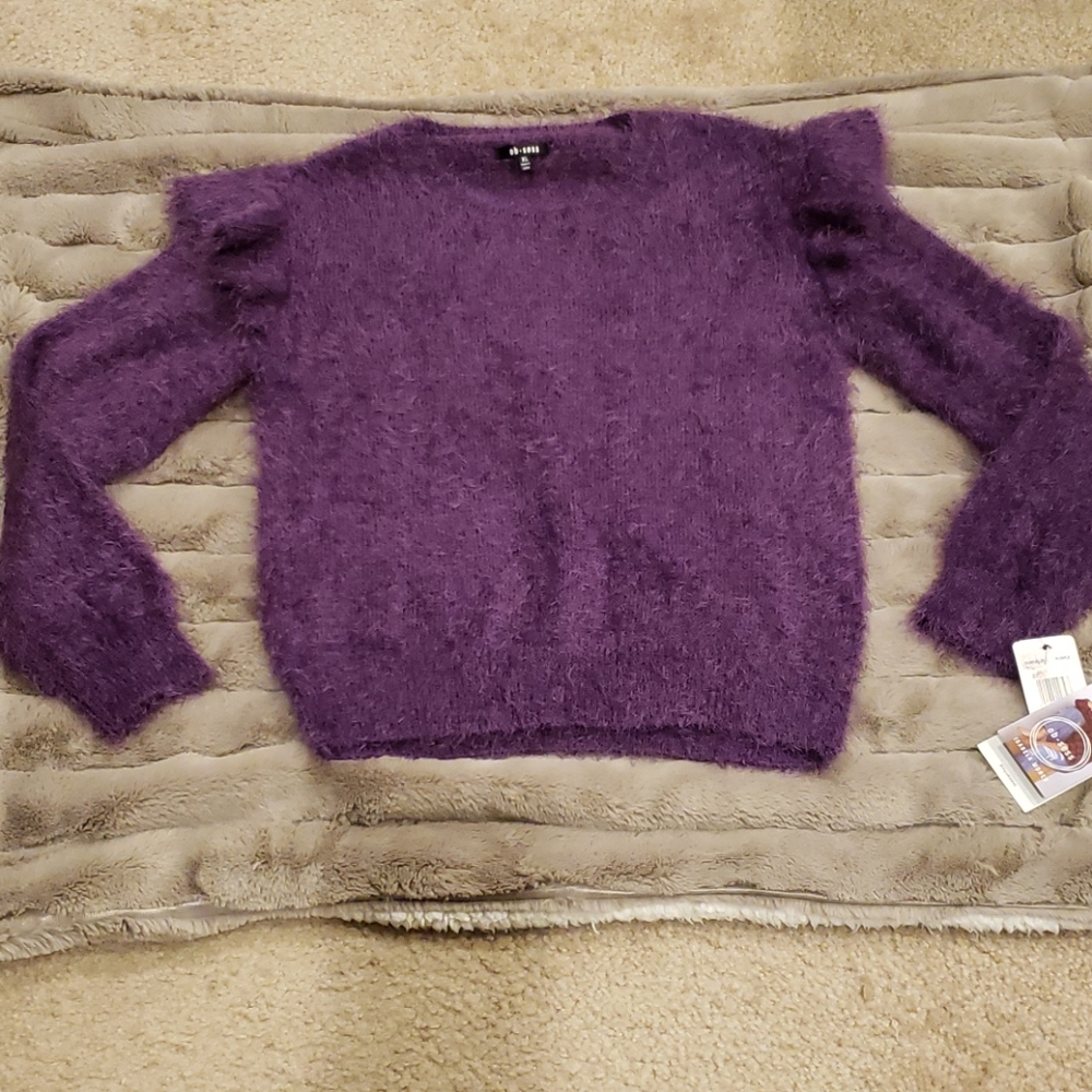 NWT Super Cute & Soft Sweater for Big Girls